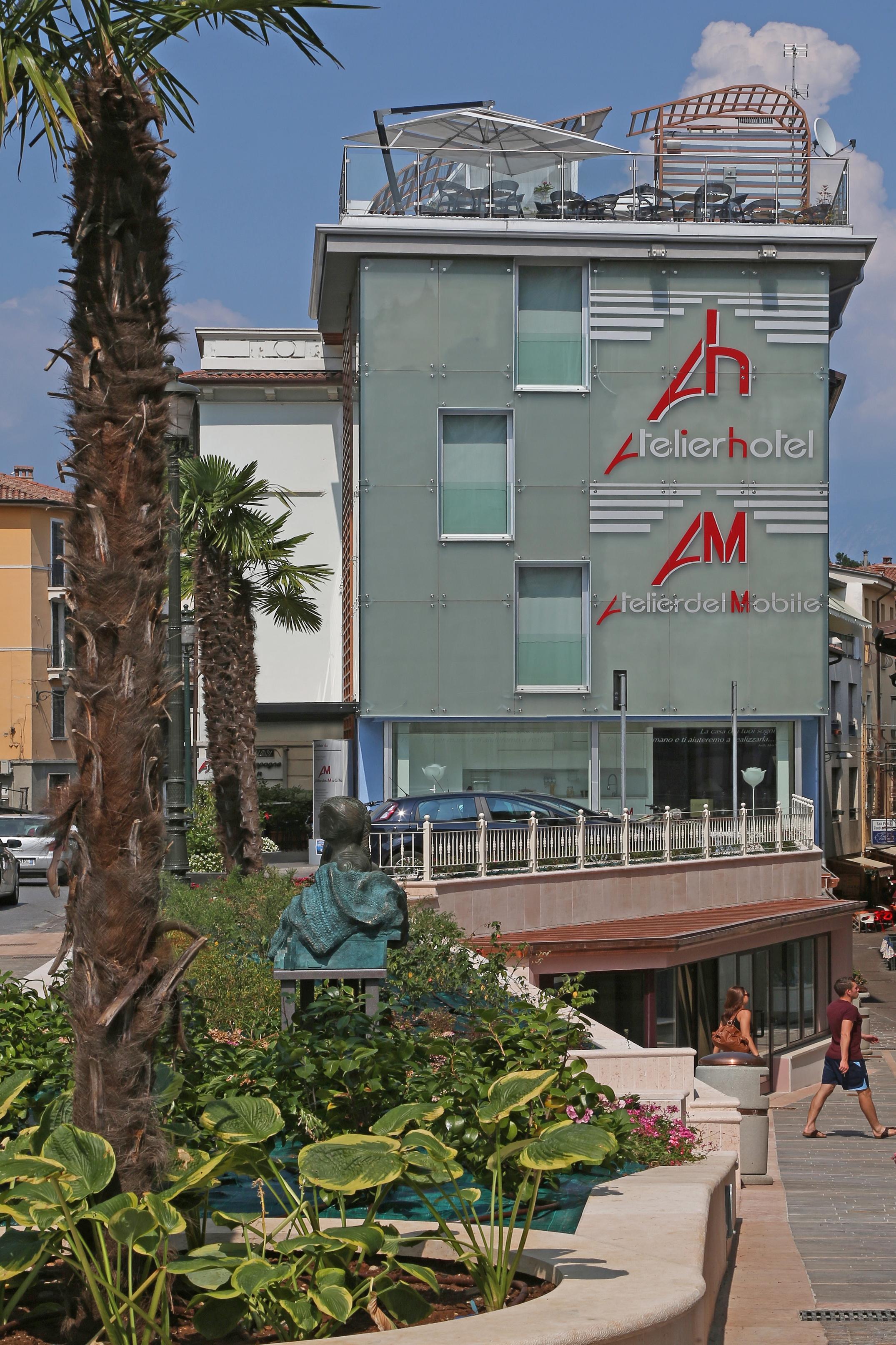 Happy Hotel Atelier Gardone Riviera Centro & Beach المظهر الخارجي الصورة