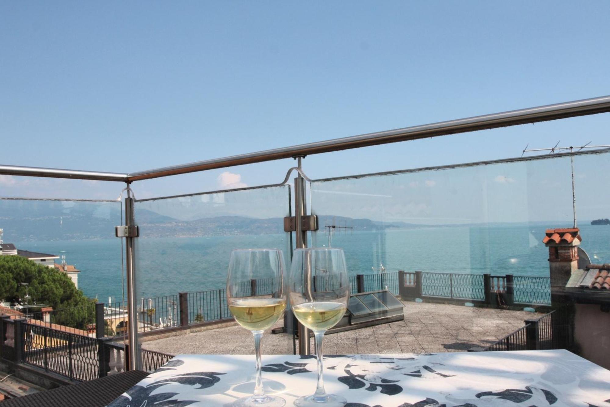 Happy Hotel Atelier Gardone Riviera Centro & Beach المظهر الخارجي الصورة
