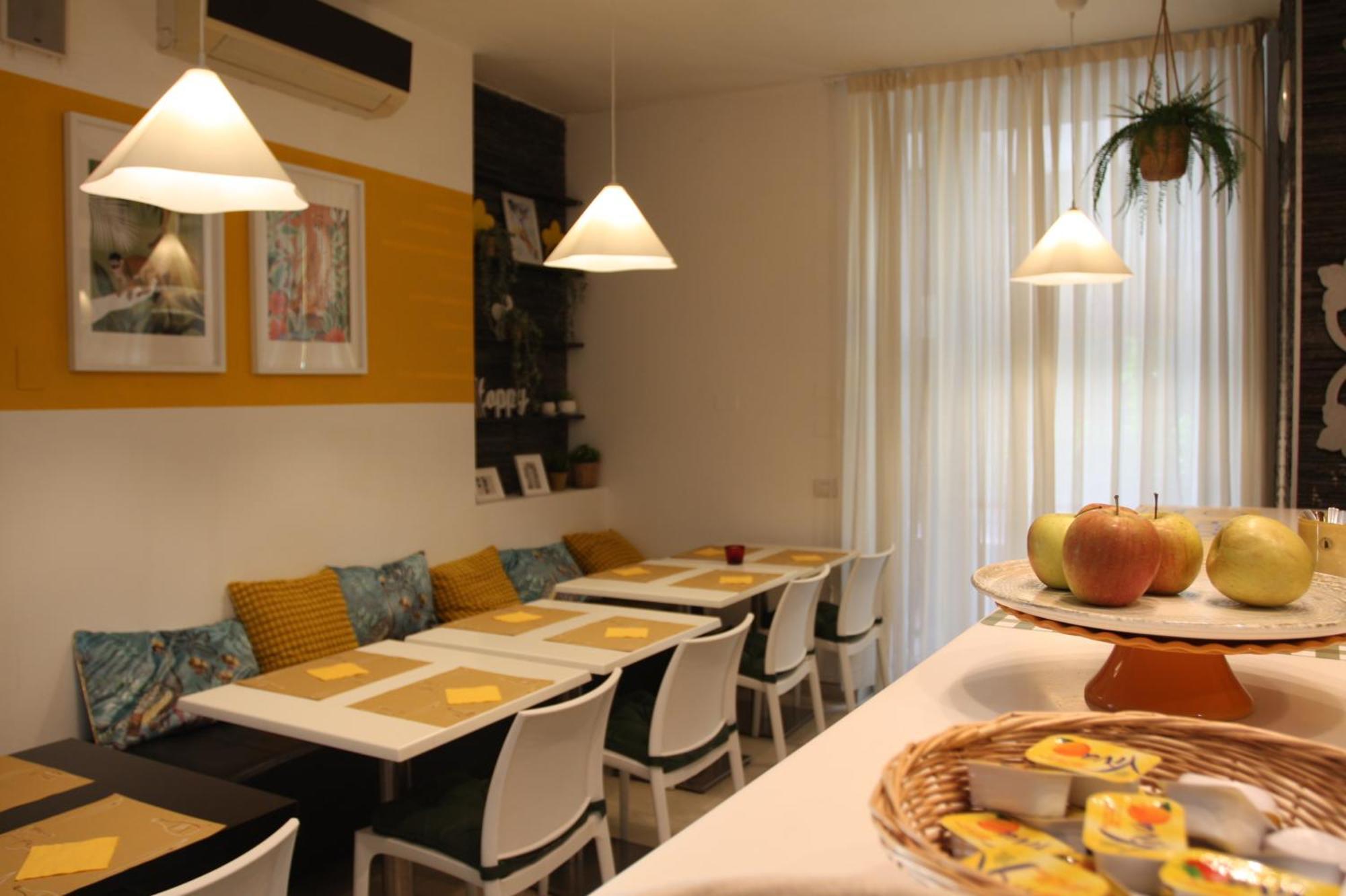 Happy Hotel Atelier Gardone Riviera Centro & Beach المظهر الخارجي الصورة
