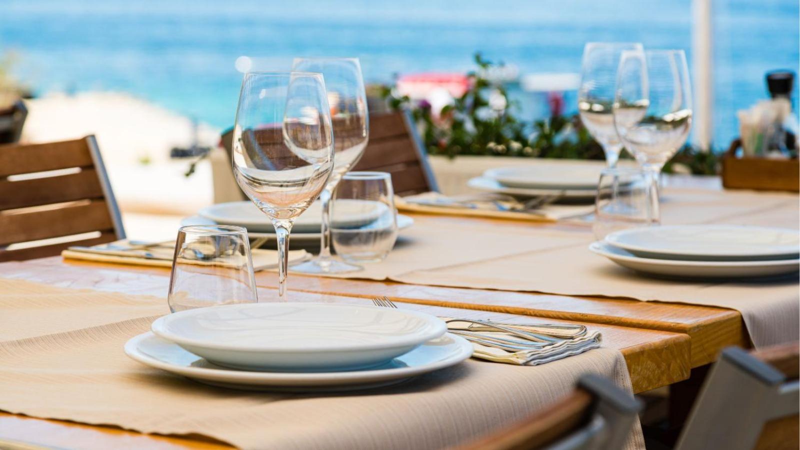 Happy Hotel Atelier Gardone Riviera Centro & Beach المظهر الخارجي الصورة